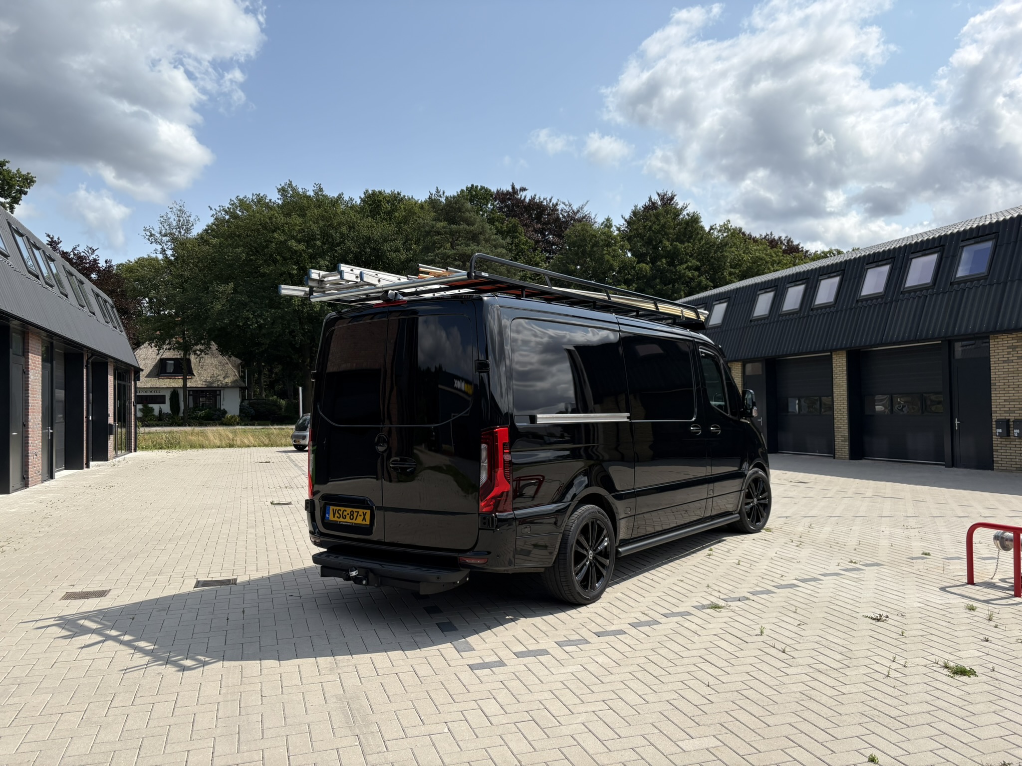 Glanzende auto na detailing